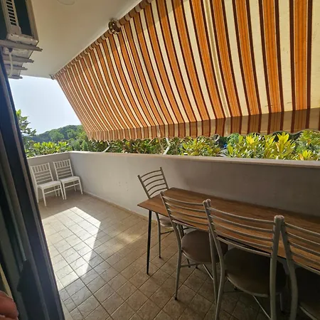 Ajsa Apartment Velipojë
